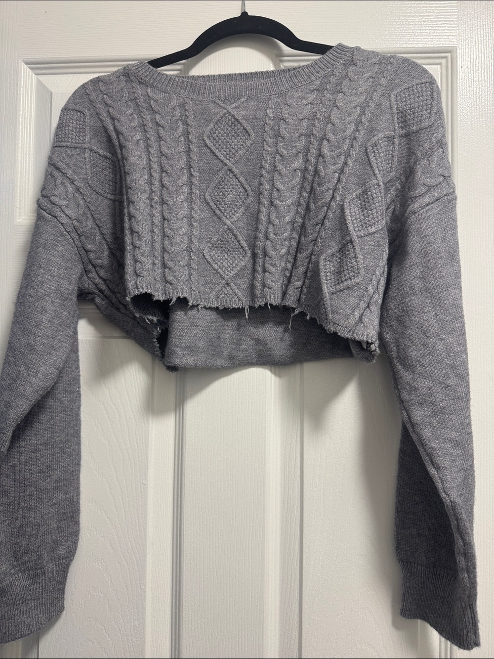 Gray cropped sweater small
